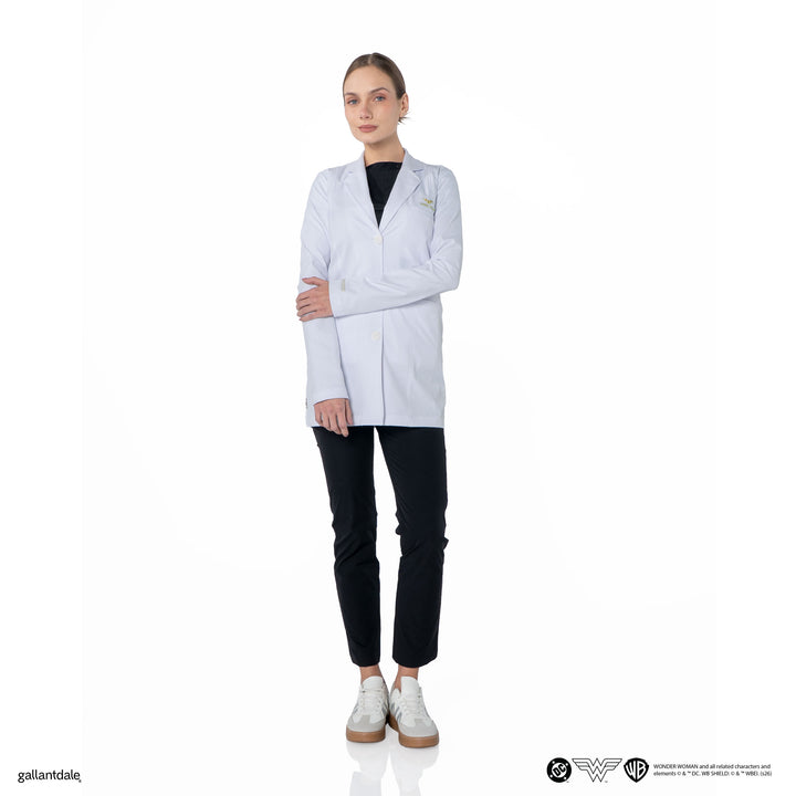 Bata de Laboratorio para mujer modelo Wonder /WonderWoman™