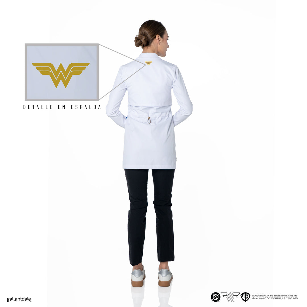 Bata de Laboratorio para mujer modelo Wonder /WonderWoman™