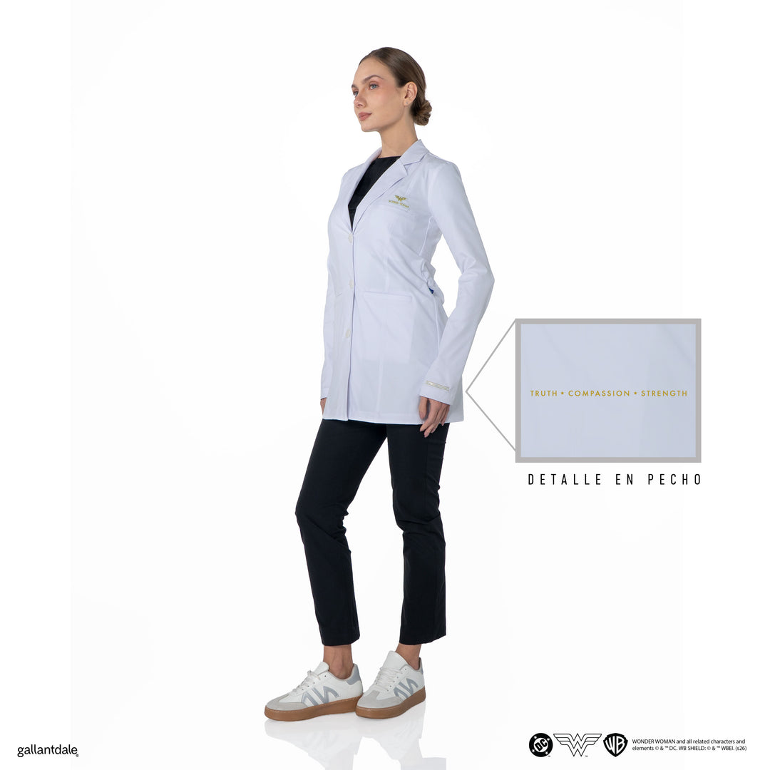 Bata de Laboratorio para mujer modelo Wonder /WonderWoman™