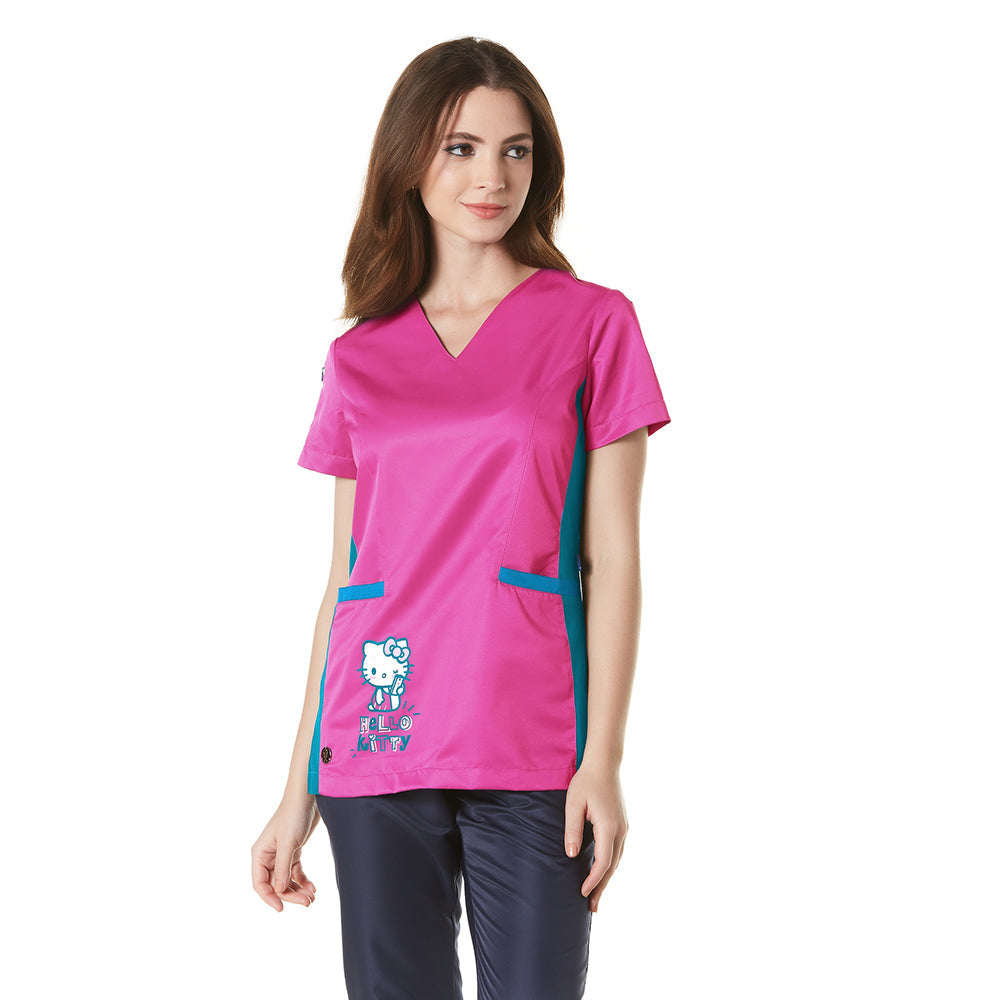 Médico o Doctor vistiendo una FILIPINA color FUCSIA marca Gallantdale Uniformes Médicos y Quirúrgicos